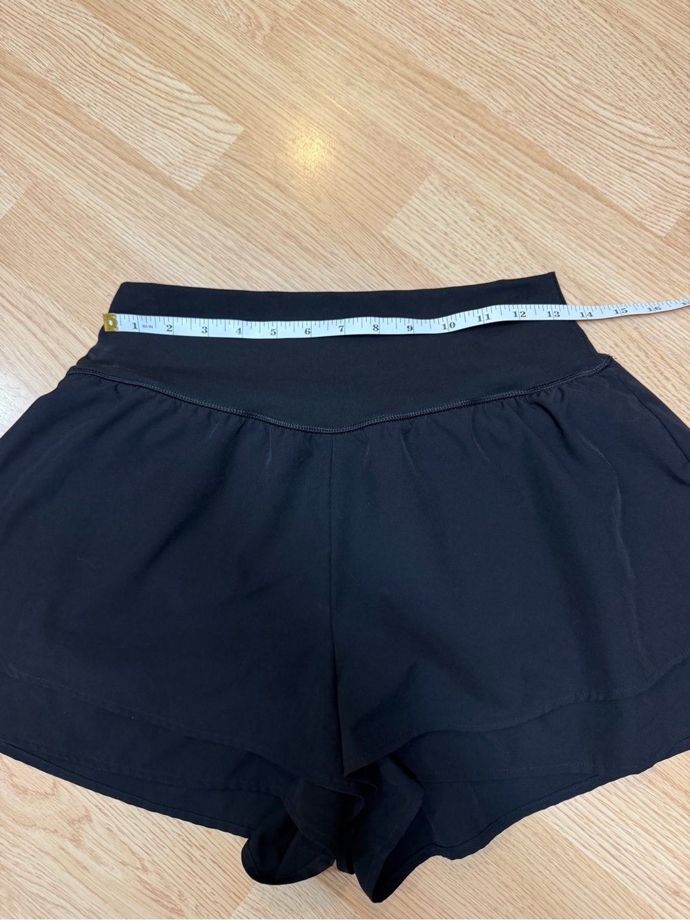 Yogalicious Lightstreme Flirty 2-in-1 Athletic Shorts Women’s Large Black - Picture 5 of 7